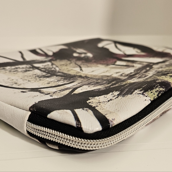 Neiman Marcus Colorful Abstract Tablet Pouch - Picture 8 of 8